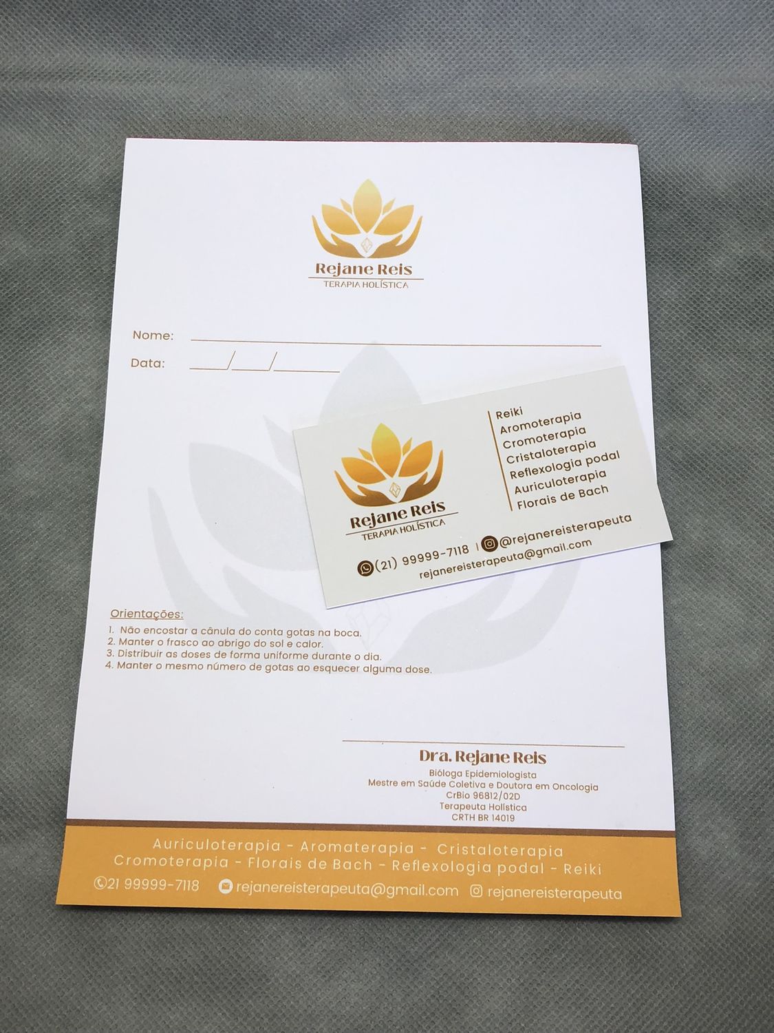 Receituário e cartão de visita personalizados para consultório