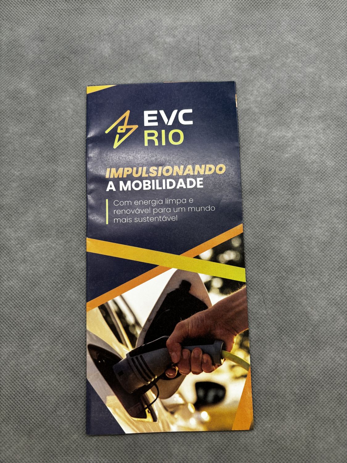 Panfleto impresso com qualidade — gráfica Rio de Janeiro